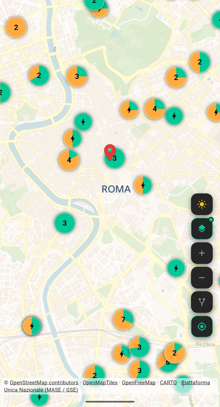 Mappa di Roma nell’app GeoCharge con le colonnine di ricarica